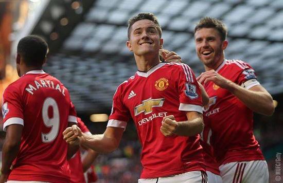 依赖传统的 依赖传统的