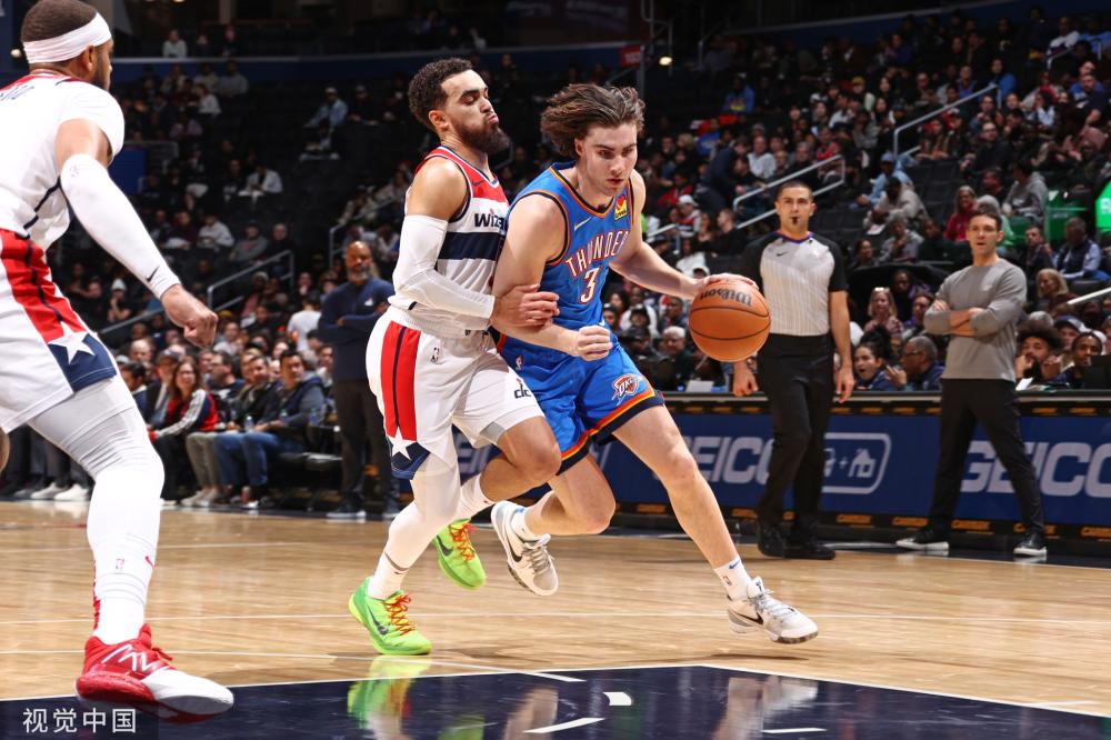 公开承认两 公开承认两