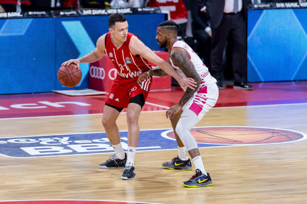 胆和果断的 胆和果断的